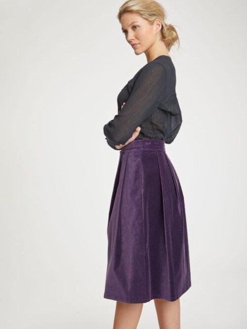 royal-purple-organic-cotton-midi-skirt-with-pockets–3
