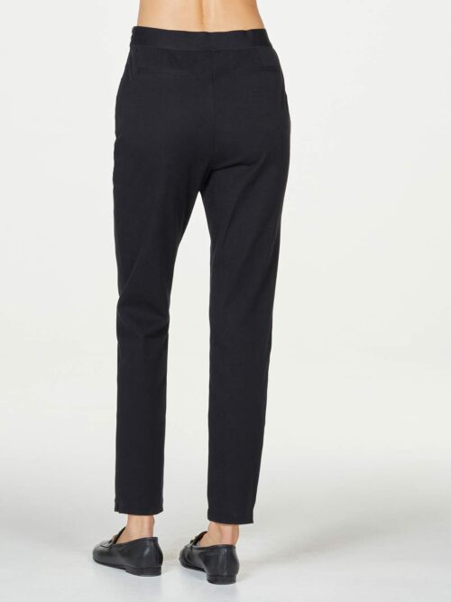 WWB5948-BLACK–Callie-Organic-Cotton-Pull-On-Skinny-Trouser-In-Black-3