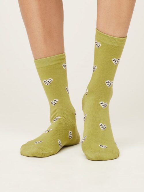 Pea-Green-Leopard-Heart-Bamboo-Organic-Cotton-Socks-in-Green