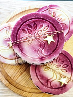 Γούρι εορταστικό φυσικό σαπούνι με κρασί