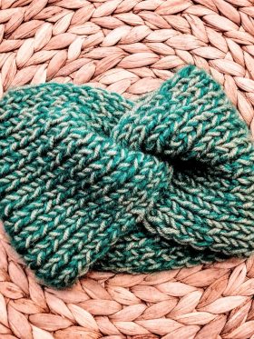 Χειροποίητη πλεκτή κορδέλα-Mohair δίχρωμο πράσινο/μπεζ