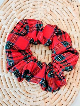 Scrunchie red plaid