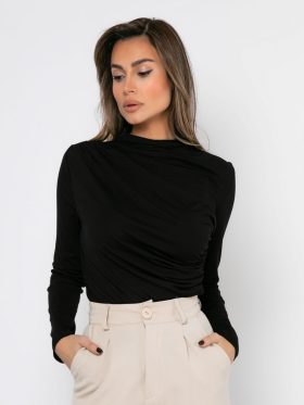 Μπλούζα μακρυμάνικη με κλειστή λαιμόκοψη και σούρες-Μαύρο