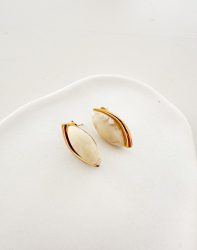 OVAL EARRINGS