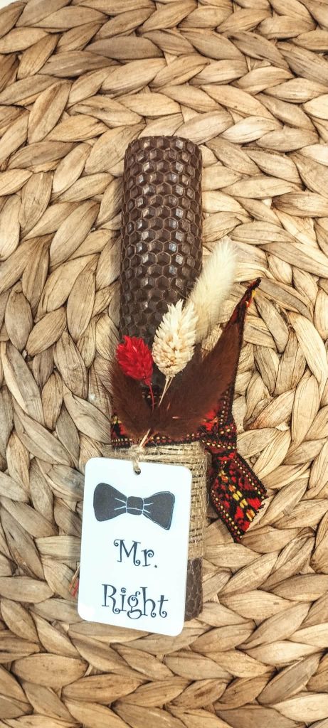 Λαμπάδα μελισσοκέρι χρωματιστό-Mr Right-Χρώμα καφέ