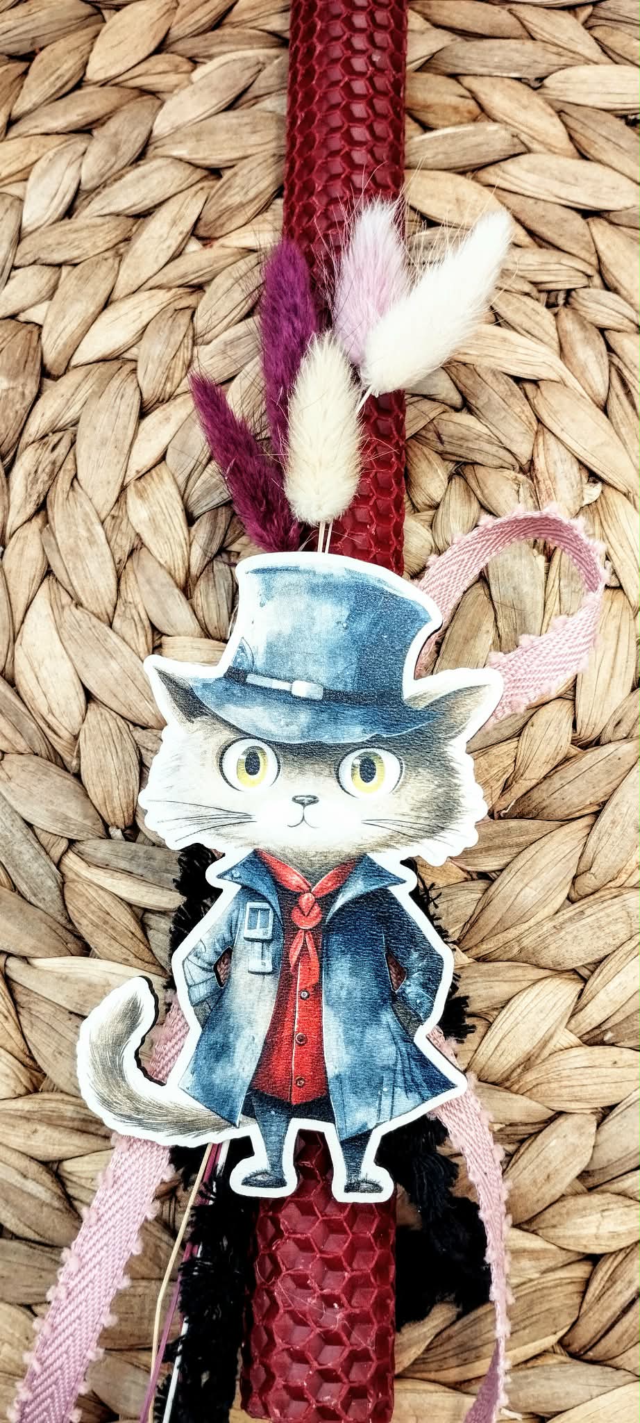 Λαμπάδα μελισσοκέρι-Γάτος ντέντεκτιβ-Χρώμα μπορντό