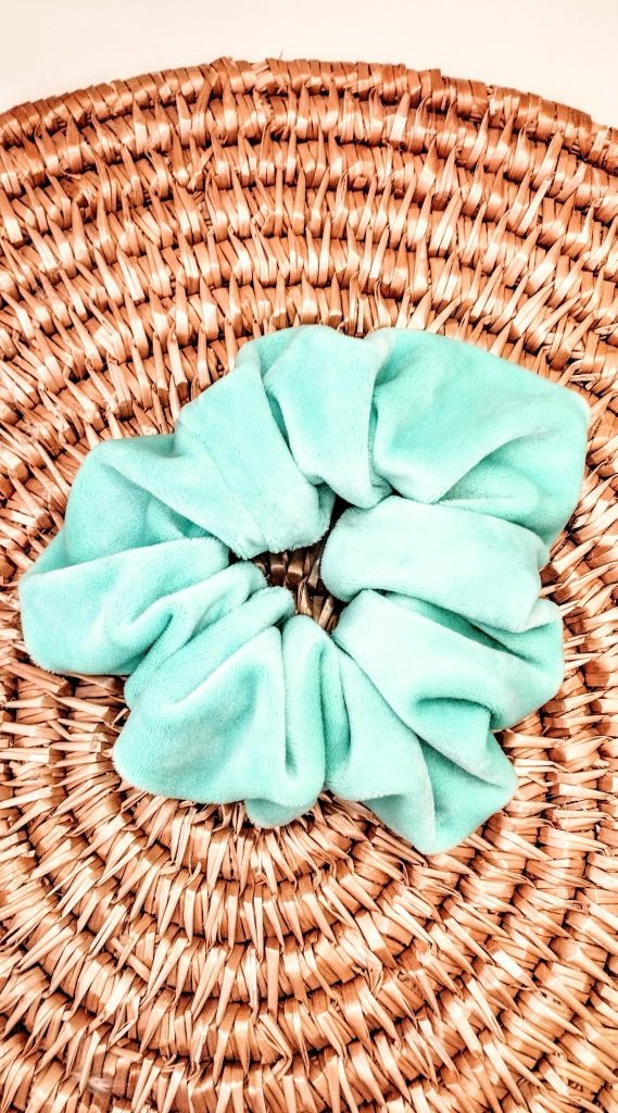 Scrunchie Velvet-Pistachio