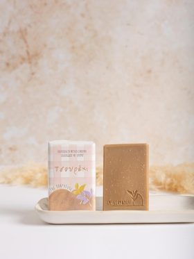 Χειροποίητο φυσικό σαπούνι με άρωμα "Τσουρέκι"