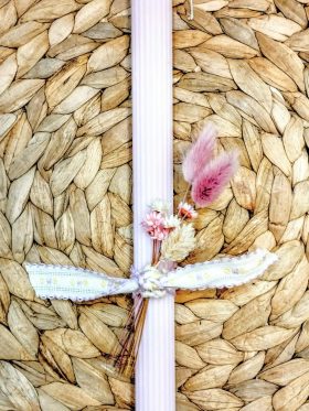 Λαμπάδα ροζ ριγέ από φυτικό κερί-Με αποξηραμένα άνθη