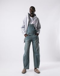 ΖΑΚΕΤΑ-ΑΝΟΙΞΙΑΤΙΚΗ-ΓΚΡΙ 7