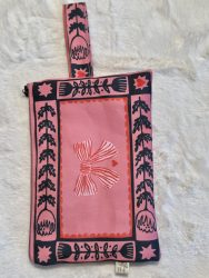 νεσεσερ γατες